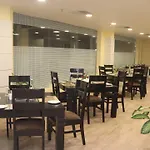 Click Hotel Transport Nagar