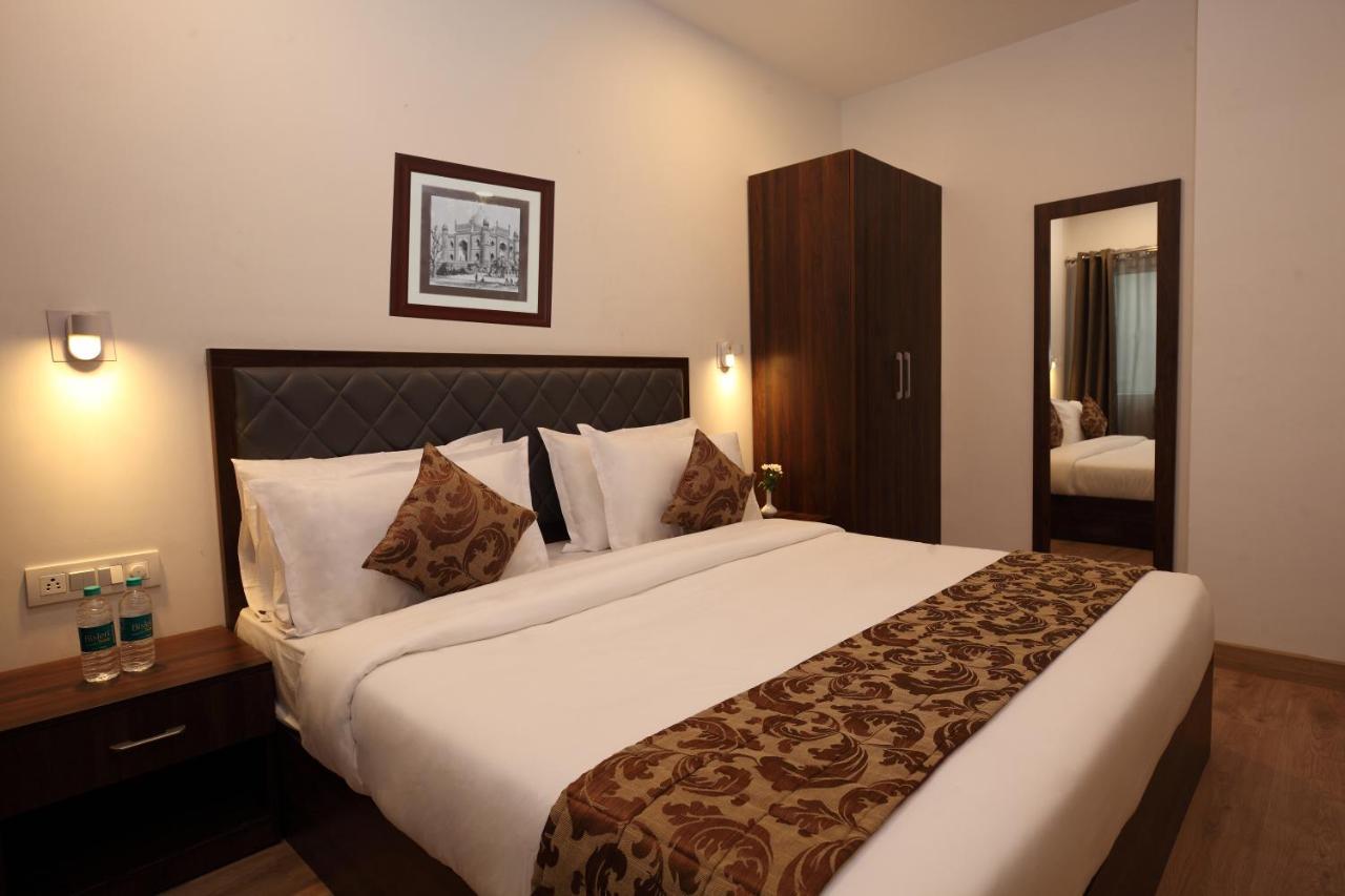 Hotel Click Transport Nagar Lucknow